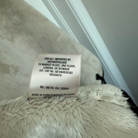 Anthropologie Gray and Cream Hooded Cape - Picture 8 of 13